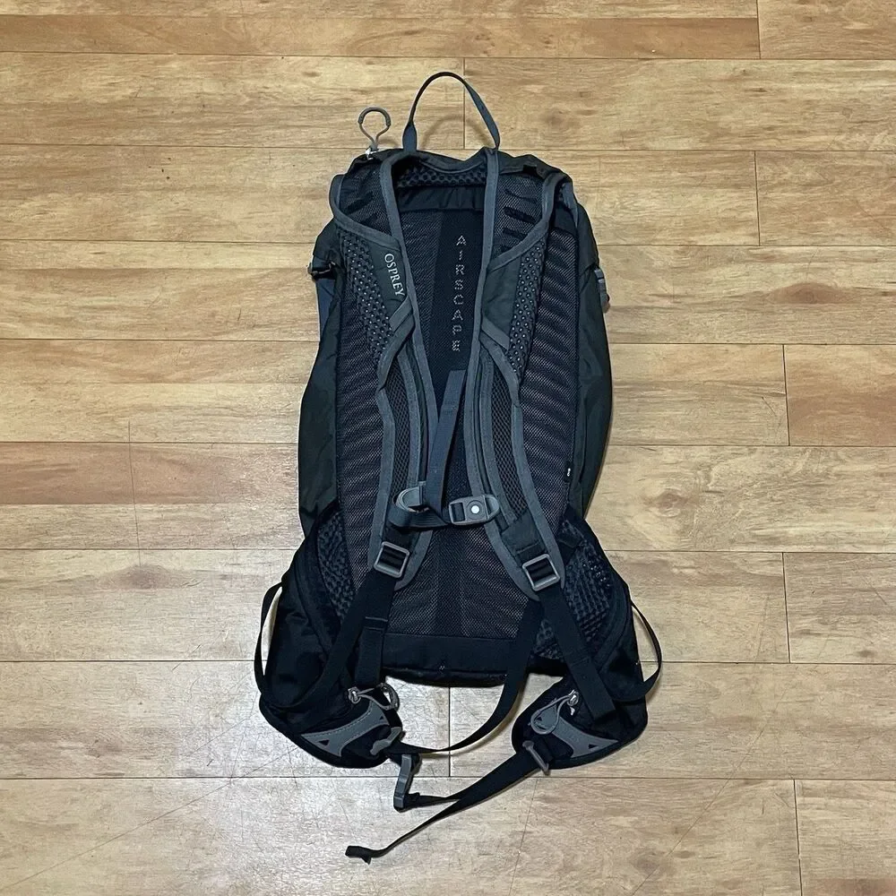 Osprey Siskin 12 Gray Cycling Hydration Backpack No Bladder/Tube